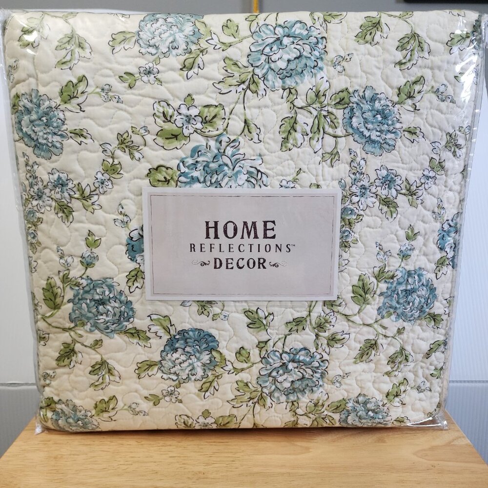 NWT Home Reflections (QVC) 4 pc. Quilt Set